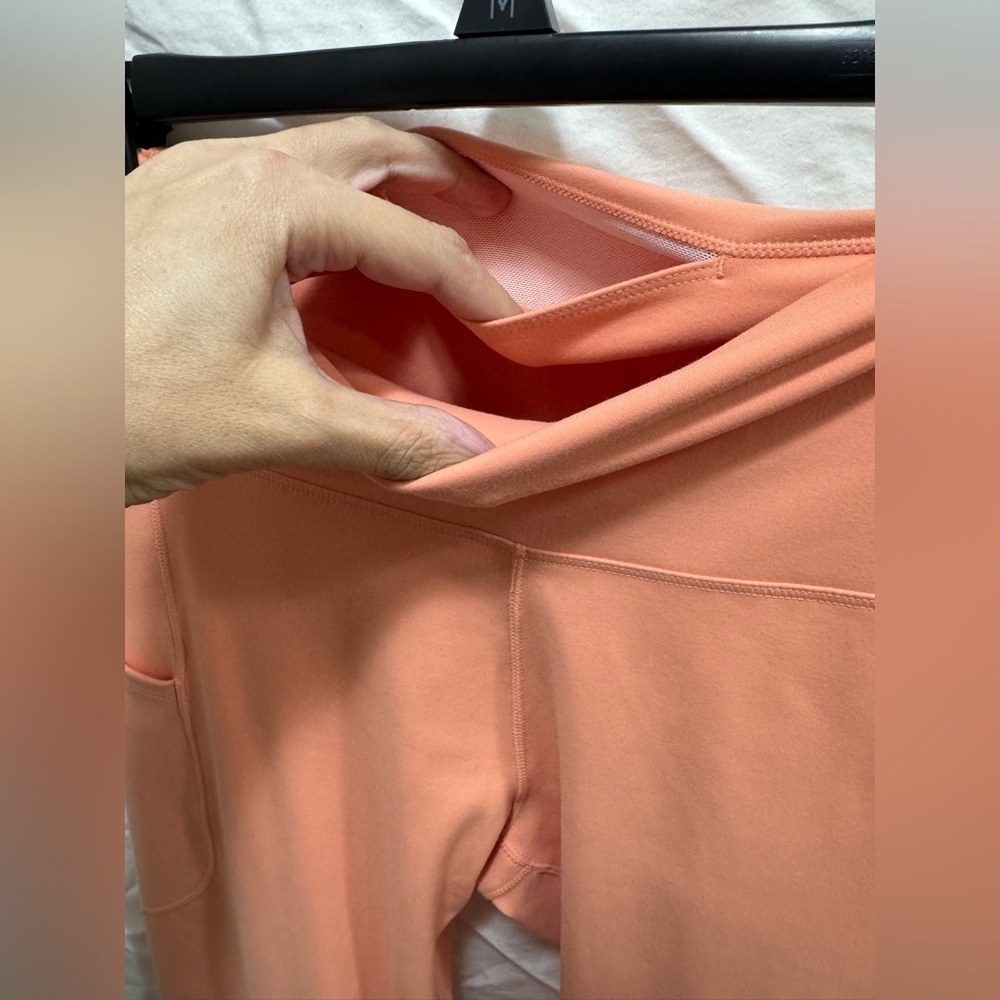 Nike Dri-FIT Leggings in Coral - Picture 5 of 7